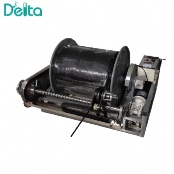Electric Winch With Automatic Cable Wiring Function